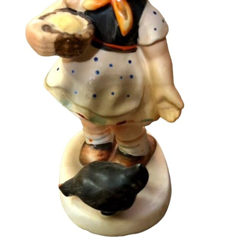 Vintage Napco Figurine Girl with Chicken "Two Chicks" AHID Japan No Chips - Picture 2 of 11